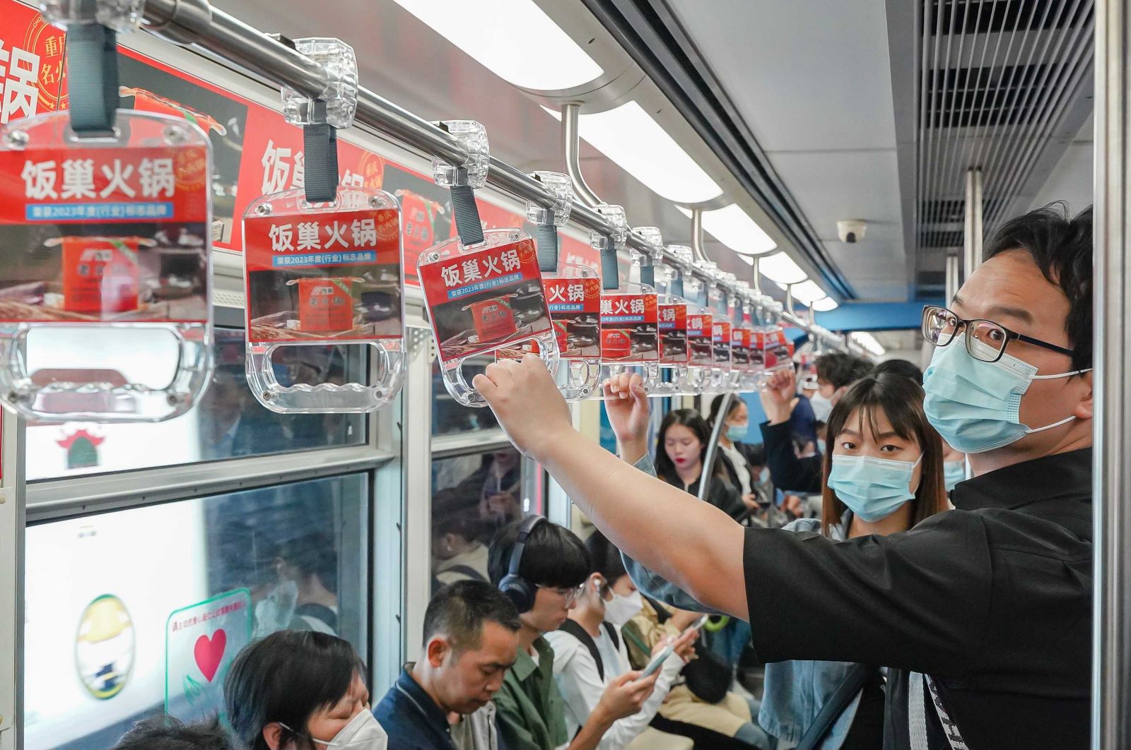 饭巢火锅地铁广告投放案例展示g