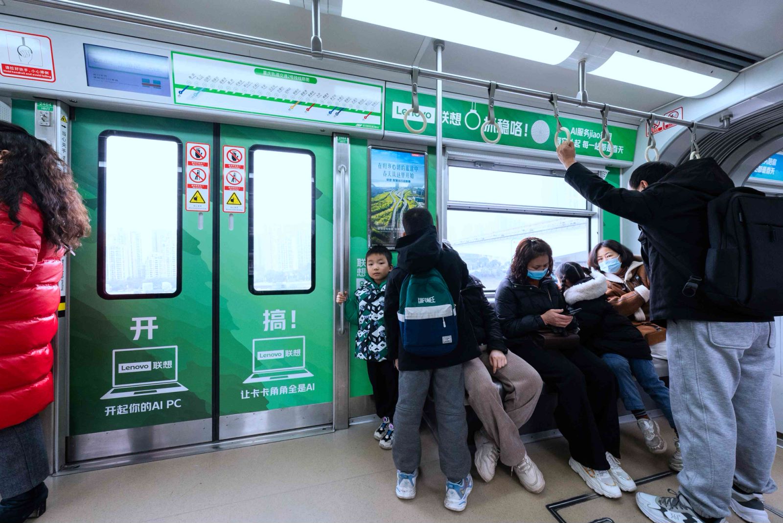 联想地铁广告投放案例实景图
